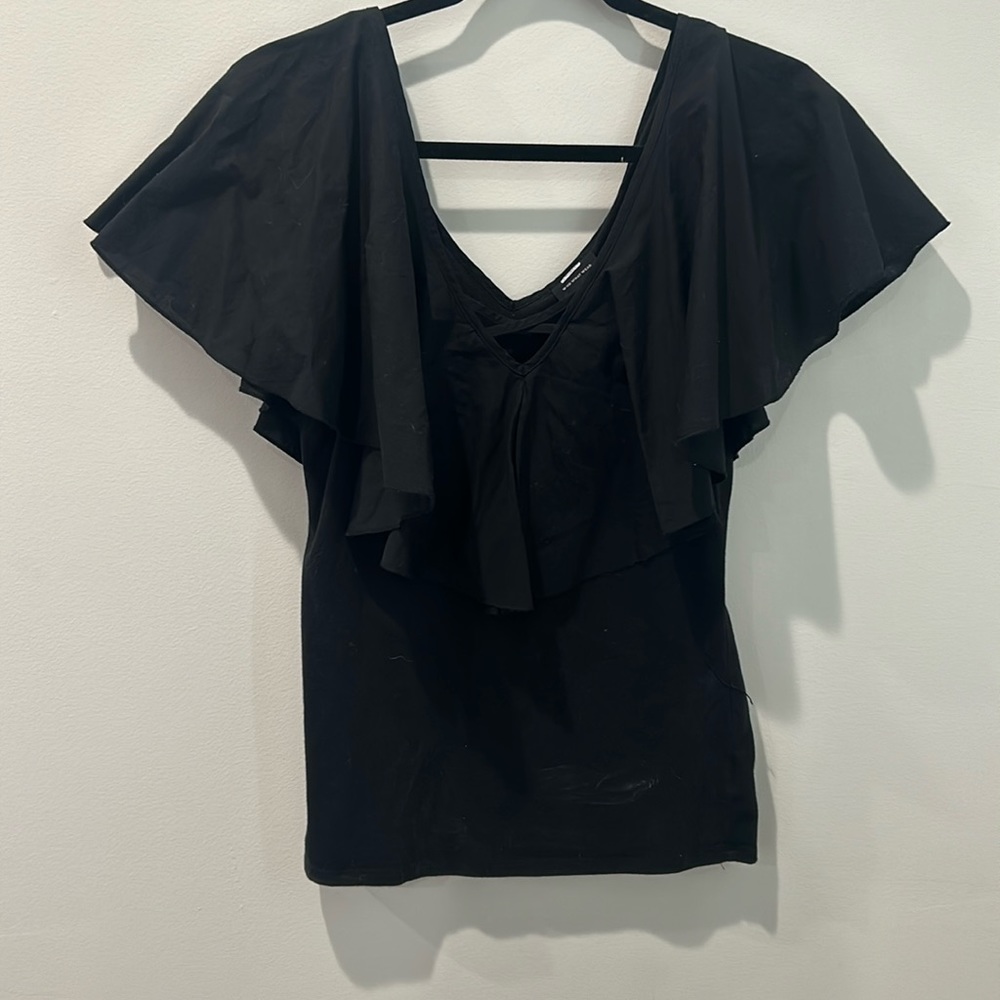 Who What Wear black ruffle sleep blouse